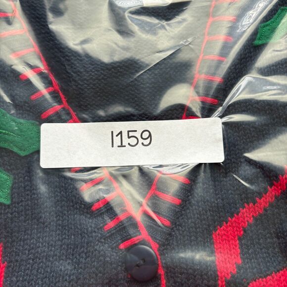 Capacity Petites Sweater Vest Cardinals Holly Christmas Button Front Medium I159 - Picture 9 of 9